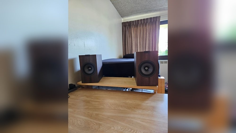 Left Speaker Louder Than Right